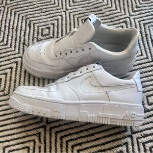 Nike Women's AF1 Pixel White Sneakers